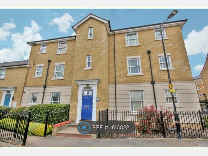 1 Bedroom Flat To Rent In Glebe Road, Chelmsford, CM1
