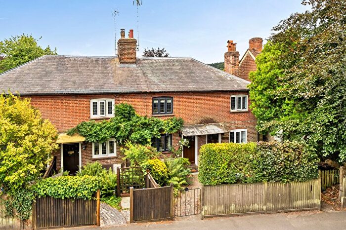 2 Bedroom Terraced House For Sale In Liphook Road, Haslemere, GU27