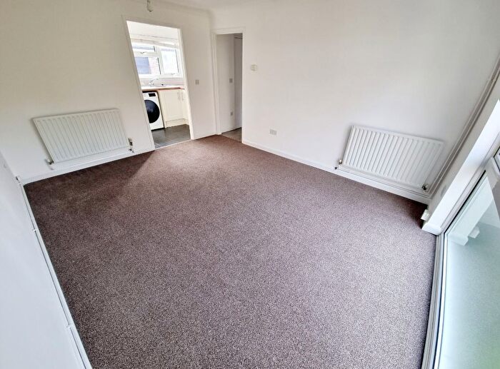 1 Bedroom Flat To Rent In Trumper Road, Stevenage, SG1