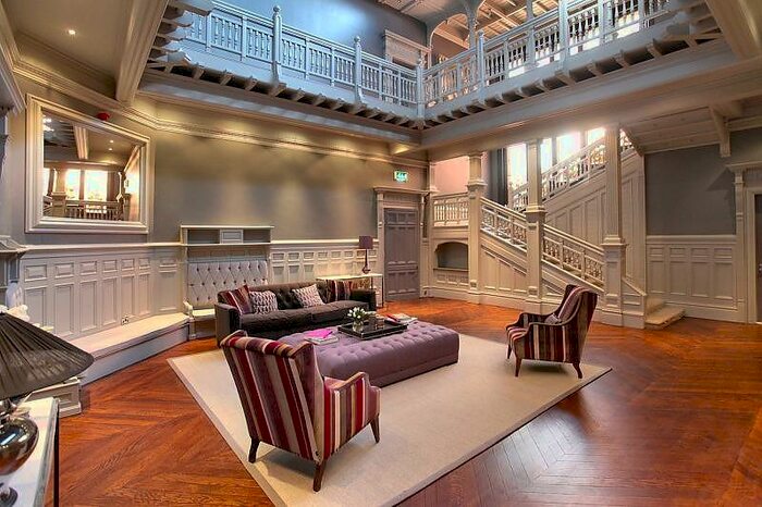 3 Bedroom Apartment To Rent In Wilmslow Road, Didsbury, M20