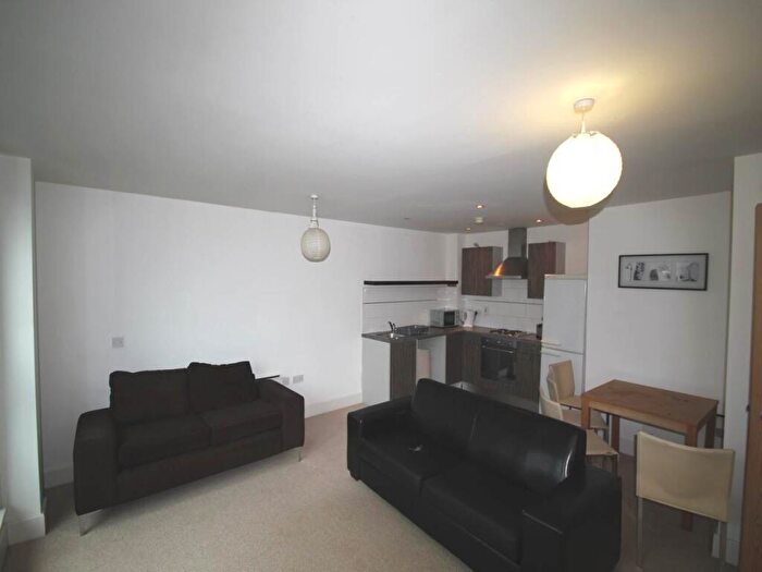 2 Bedroom Flat To Rent In Woolston Warehouse, Grattan Road, Bradford, BD1