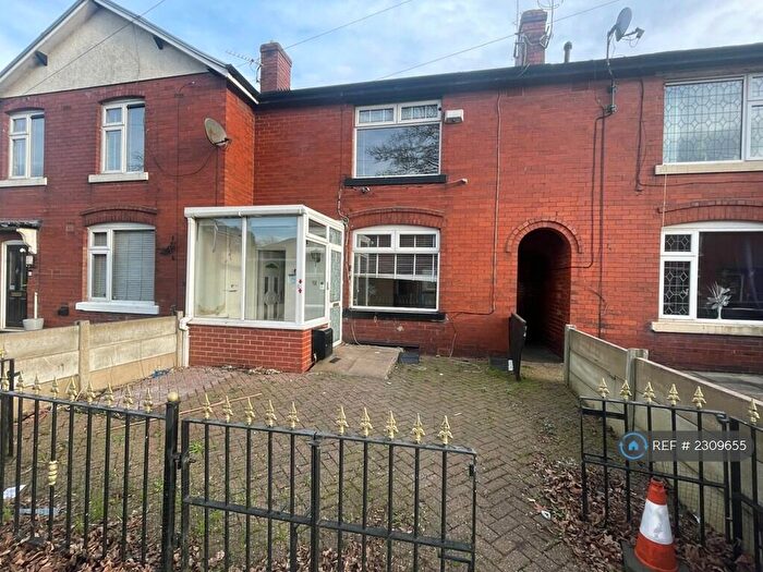 2 Bedroom Semi-Detached House To Rent In Ivy Road, Bury, BL8