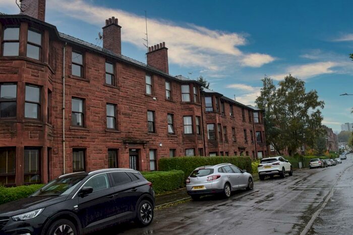 3 Bedroom Apartment To Rent In Barlogan Avenue, Flat /, Craigton, Glasgow, G52