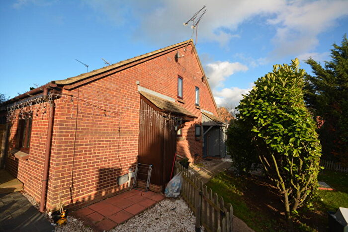 1 Bedroom Terraced House To Rent In Beardsley Drive, CM1