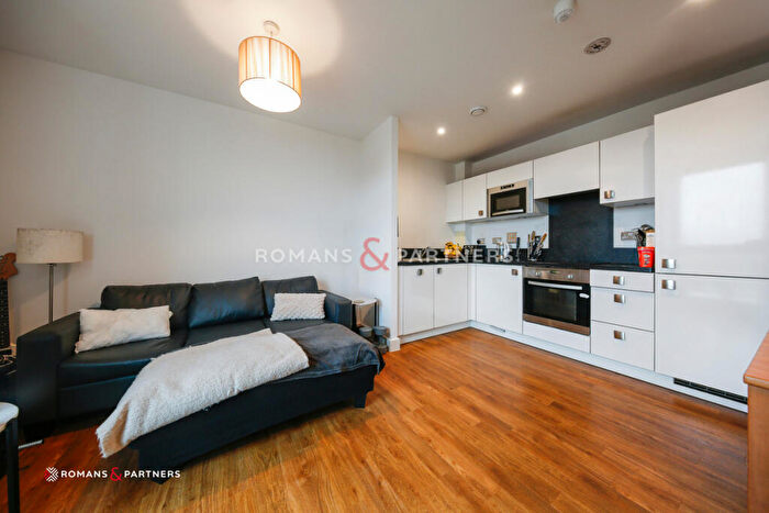 1 Bedroom Apartment To Rent In Connaught Heights, Pontoon Dock, E16