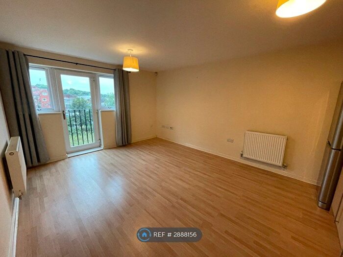 2 Bedroom Flat To Rent In Sovereign Point, Sheffield, S6