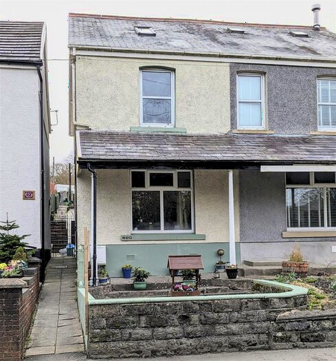 3 Bedroom Semi-Detached House For Sale In Heol Y Gors, Cwmgors, Ammanford, SA18