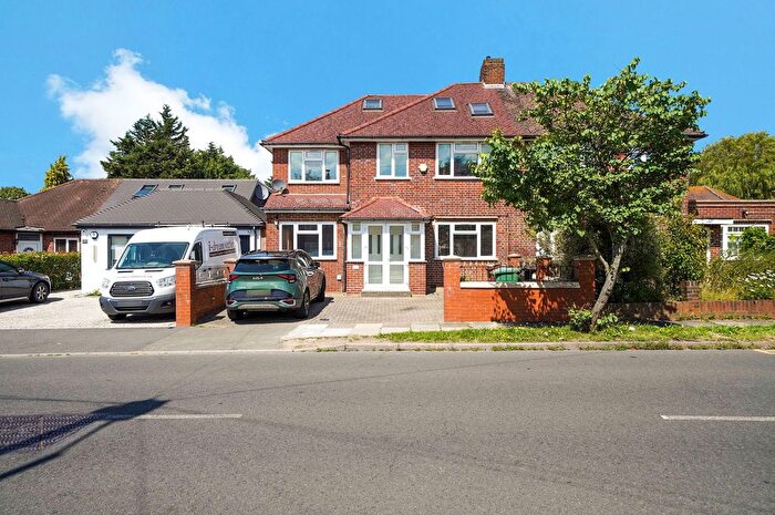 5 Bedroom Semi-Detached House To Rent In Eastern Avenue, Pinner, HA5