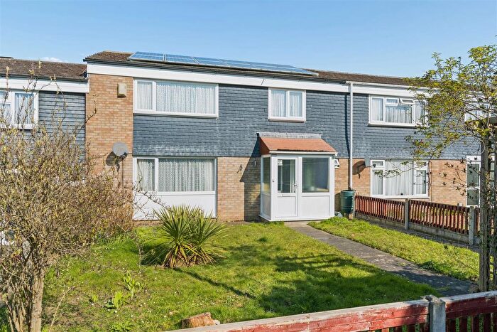 3 Bedroom Property For Sale In Wisden Road, Stevenage, SG1