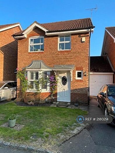 3 Bedroom Detached House To Rent In Constable Close, Reading, RG5
