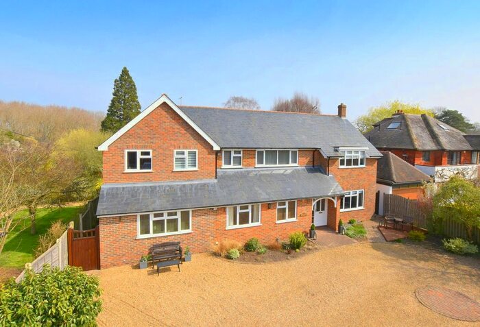 5 Bedroom Detached House For Sale In Effingham Common Road, Effingham, Surrey, KT24