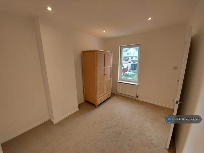 1 Bedroom Flat To Rent In Albion Street, Swindon, SN1