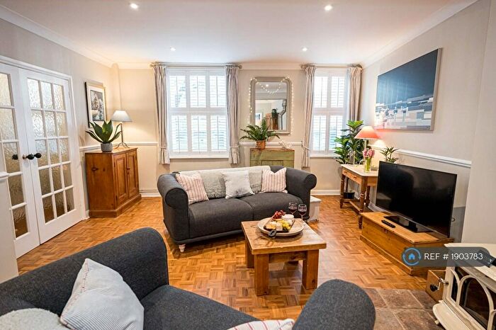 3 Bedroom Terraced House To Rent In Church St, Poole, BH15