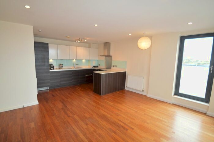 2 Bedroom Flat To Rent In Stanley Road, London, SW19