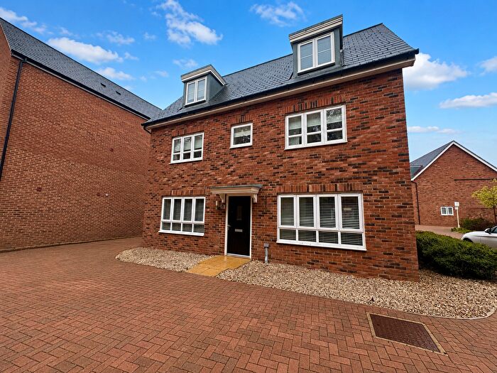 5 Bedroom Property To Rent In Southdown Grove, Milton Keynes, MK8