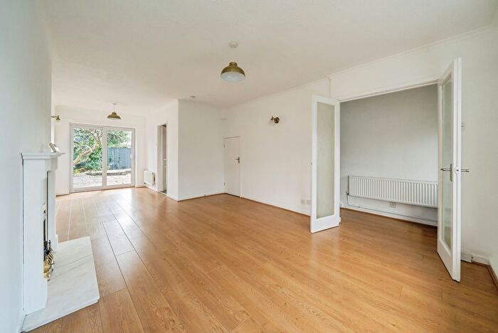 3 Bedroom Semi-Detached House For Sale In Wednesbury Drive, Great Sankey, Warrington, Cheshire, WA5