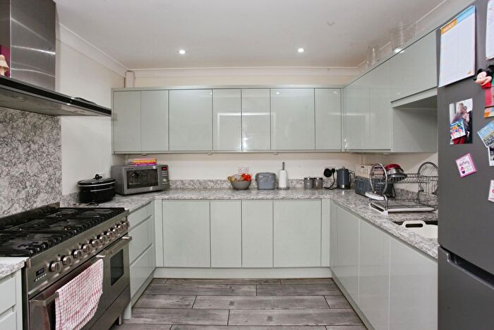 3 Bedroom End Terrace House For Sale In Shakespeare Road, Cwmbran, NP44
