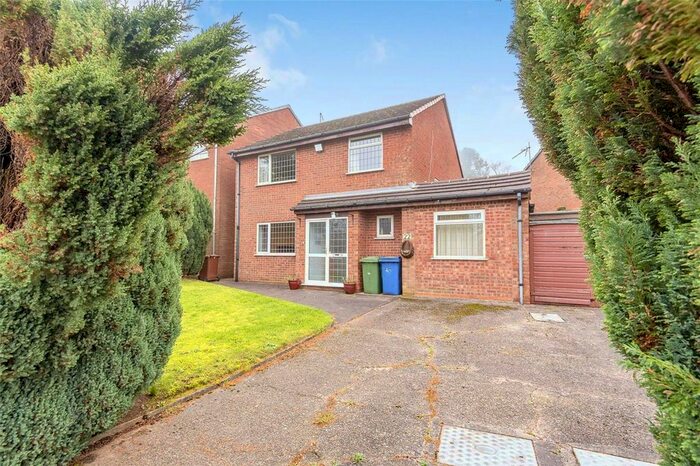 3 Bedroom Detached House For Sale In Williamson Avenue, Cannock WS12