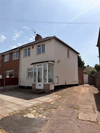 3 Bedroom Semi Detached House For Sale In Ferndene Road, Birmingham, West Midlands, B11