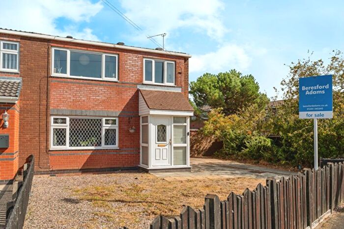 3 Bedroom End Of Terrace House For Sale In Shelley Road, Chester, Cheshire, CH1