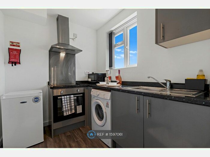 Studio To Rent In Regent Road, Leicester, LE1