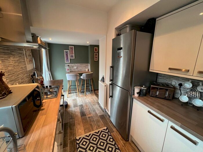3 Bedroom Terraced House For Sale In George Street Tonypandy -, Tonypandy, CF40