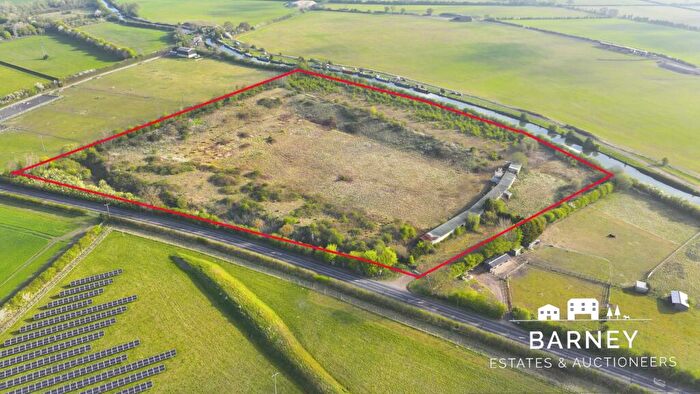 Land For Sale In To The North Of Ivinghoe Bridge, Ivinghoe, LU7