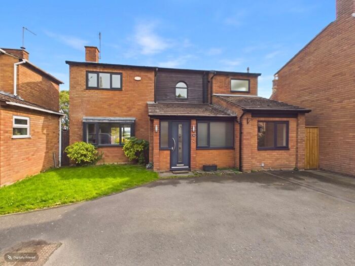 5 Bedroom Detached House For Sale In High Street, Great Doddington, Wellingborough, Northamptonshire, NN29