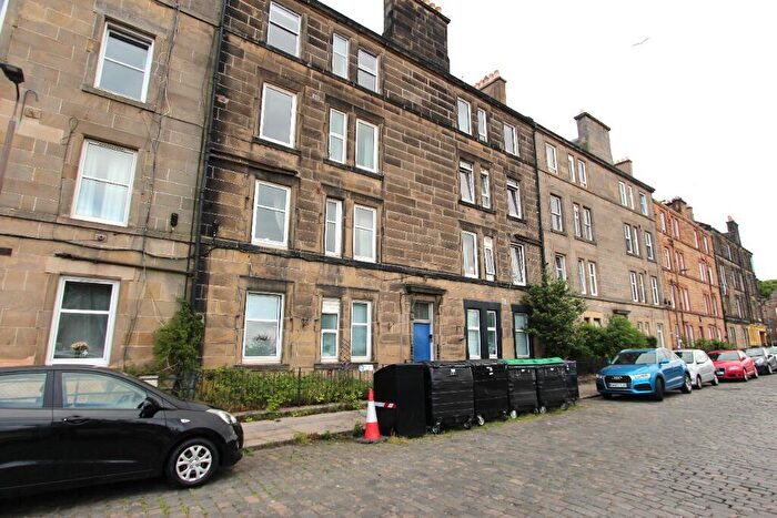 1 Bedroom Flat To Rent In Westfield Street, Gorgie, Edinburgh, EH11