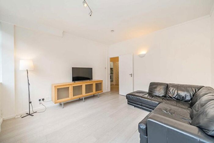 1 Bedroom Flat To Rent In Mackennal Street, St John's Wood, NW8
