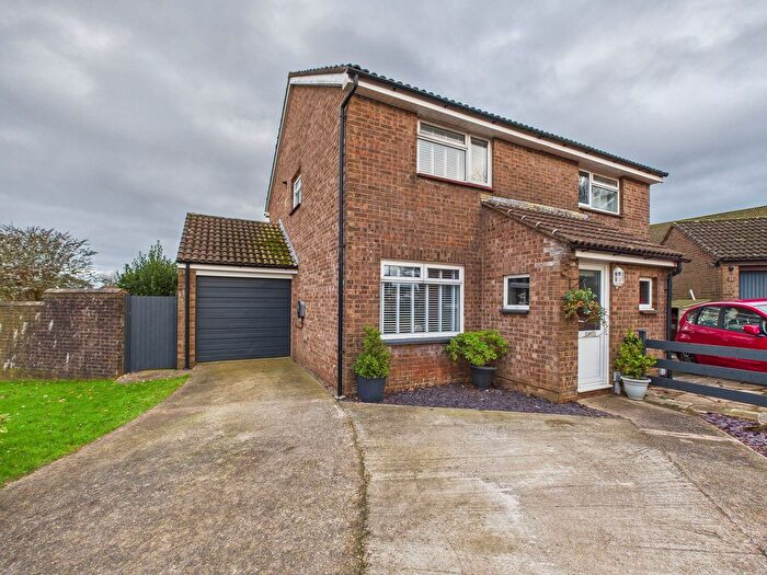 2 Bedroom Semi Detached House For Sale In Haytor Avenue, Roselands, Paignton, TQ4