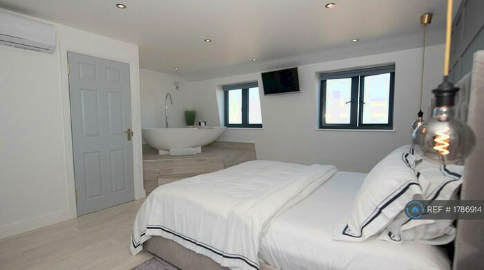 2 Bedroom Terraced House To Rent In Terrace View, Margate, CT9