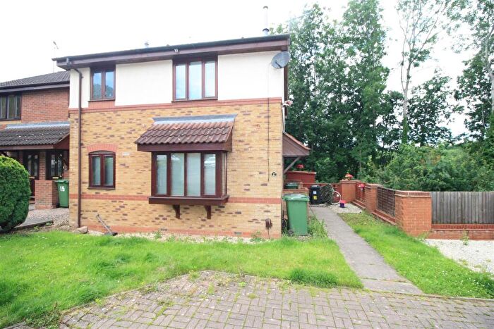 1 Bedroom End Of Terrace House To Rent In Ashmores Close, Redditch, B97