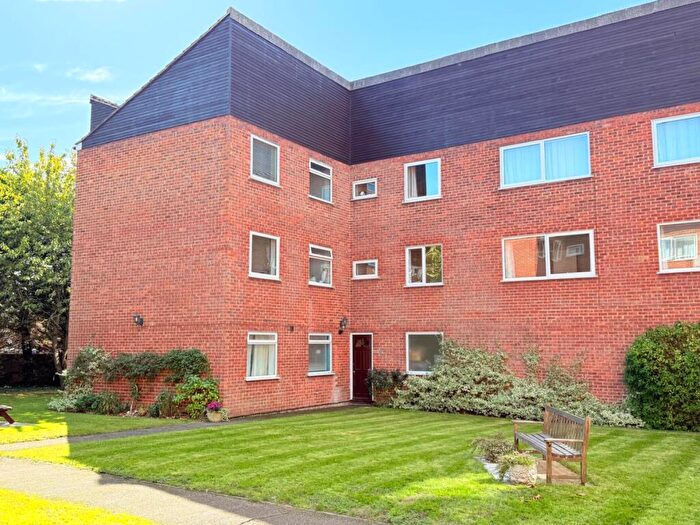 1 Bedroom Apartment To Rent In Powney Road, Maidenhead, Berkshire, SL6