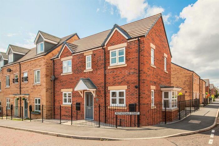 3 Bedroom Detached House To Rent In Rotherdale Court, Walkergate, Newcastle Upon Tyne, NE6