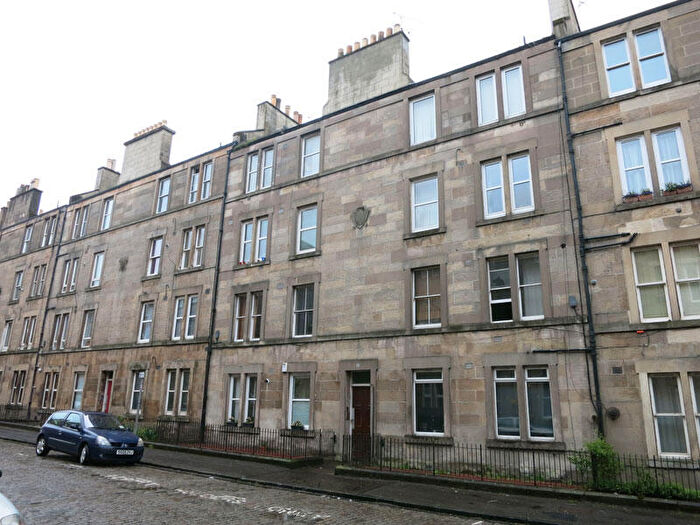 1 Bedroom Flat To Rent In Downfield Place, Dalry, Edinburgh, EH11