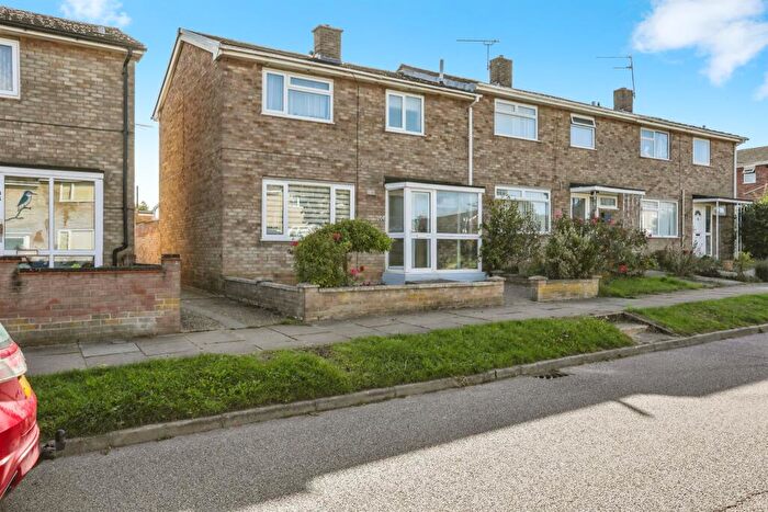 3 Bedroom End Of Terrace House For Sale In Oakes Road, Bury St. Edmunds, IP32