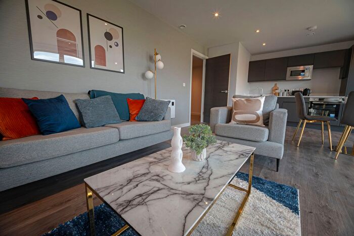 2 Bedroom Flat For Sale In Merchants Wharf, Manchester, M5