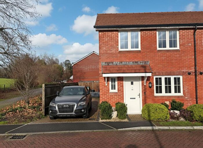 3 Bedroom Semi-Detached House For Sale In Augustus Avenue, Fordingbridge, SP6