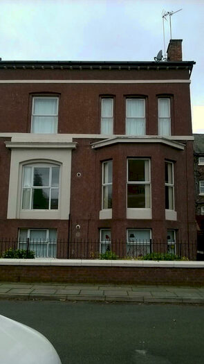 2 Bedroom Flat To Rent In Somerset Place, Liverpool, Merseyside, L6