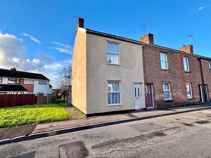 2 Bedroom Terraced House To Rent In Palmerston Road, Taunton, TA1