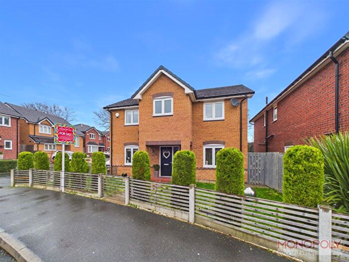 4 Bedroom Detached House For Sale In Maes Gwyrdd, Gwersyllt, Wrexham, LL11