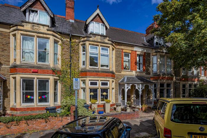 3 Bedroom Maisonette To Rent In Dyfrig Street, Pontcanna, Cardiff, CF11