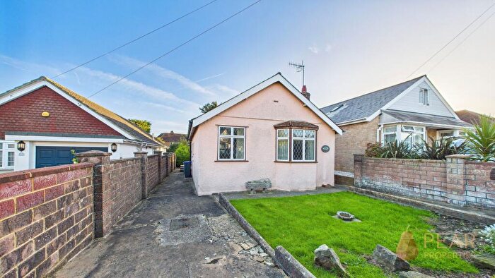 3 Bedroom Detached Bungalow For Sale In Sompting Road, Lancing, BN15
