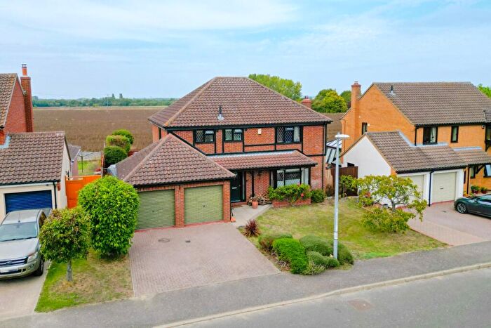 4 Bedroom Detached House For Sale In Bluntisham, Huntingdon, Cambridgeshire, PE28