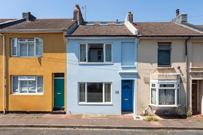 3 Bedroom House For Sale In Islingword Street, Brighton, BN2