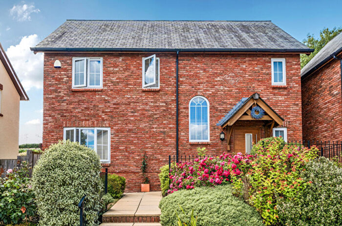 3 Bedroom Detached House For Sale In Aubyns Wood Rise, Tiverton, Devon, EX16