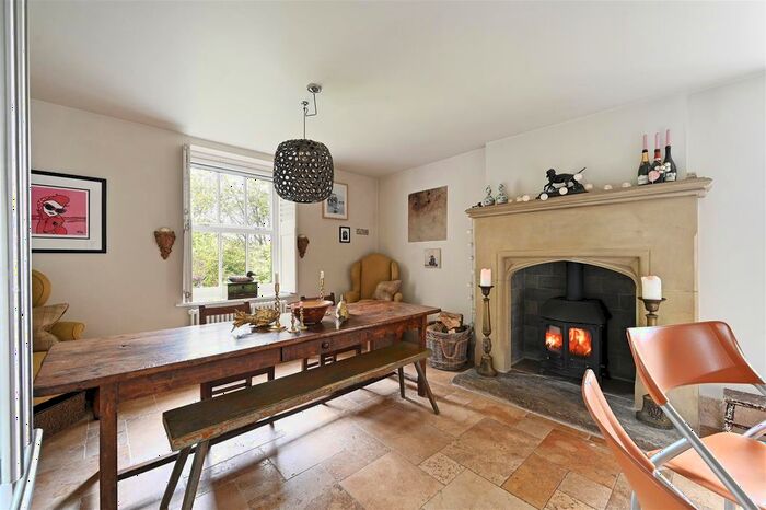4 Bedroom Detached House For Sale In Hagg House, Ladybower, Hope Valley, S33