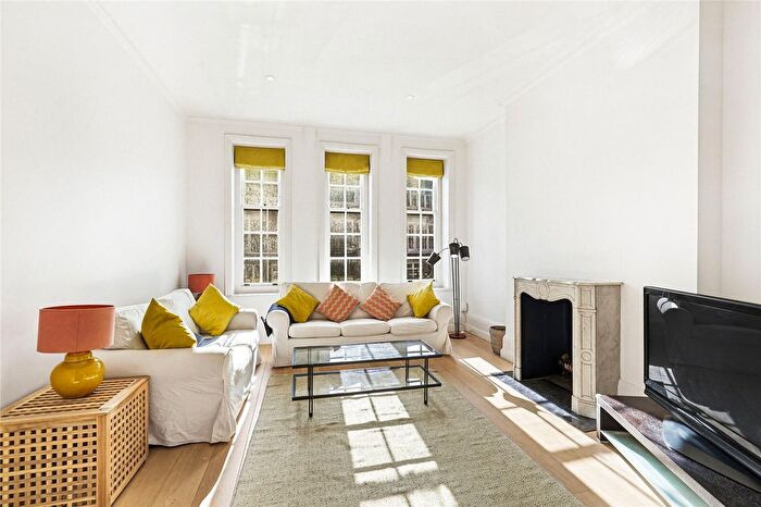 3 Bedroom Flat To Rent In Holland Park Road, London, W14