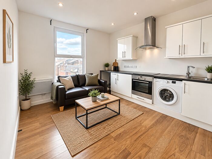 1 Bedroom Flat To Rent In High Street, London, W3